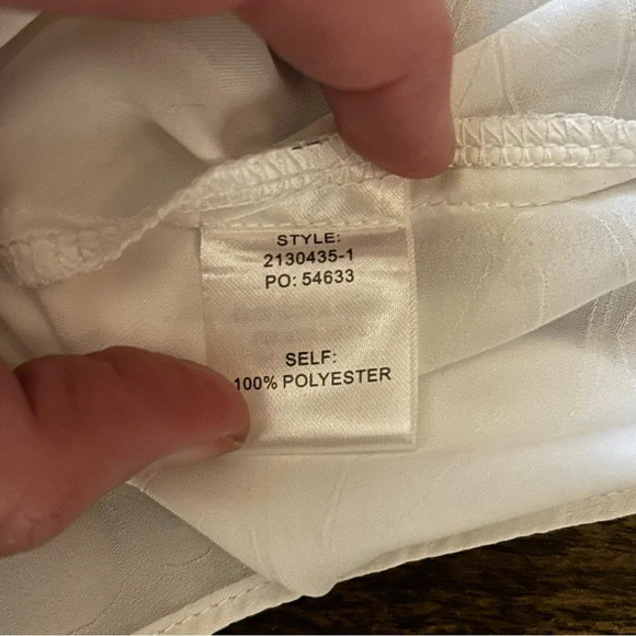 NWT Current Air Womens M‎ Hannah Floral Jacquard Short Sleeve Split Neck Top - Picture 8 of 9